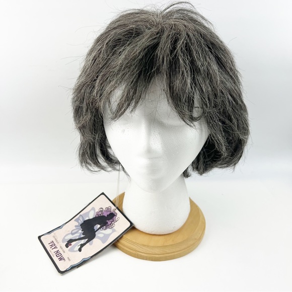 NWT Try Now Wig W3002 Dark Gray Short Style Kanekalon Bangs - Picture 1 of 9